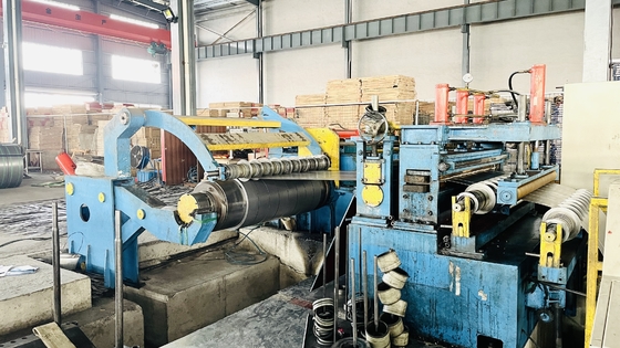machine de fente automatique de tôle de l'acier 50Hz avec stablement la vitesse