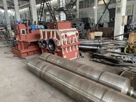 feuille épaisse de 3-12mm fendant la ligne avec le type lourd Decoiler hydraulique