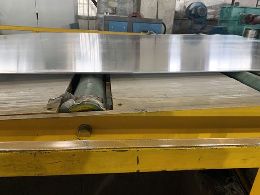 précision à grande vitesse de 0.4-4mm fendant la ligne