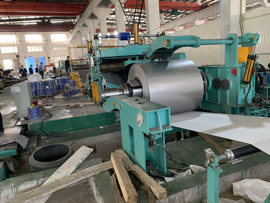 Machine de fente en acier de bobine de centre de détection et de contrôle de HRC, machine de fente de haute précision de 0.4-4mm