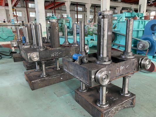 Machine de fente en acier de déroulement à grande vitesse de bobine de 1600mm
