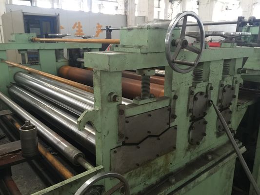 Le coupeur automatique de bande en métal de contrôle de tension a adapté couper aux besoins du client la vitesse